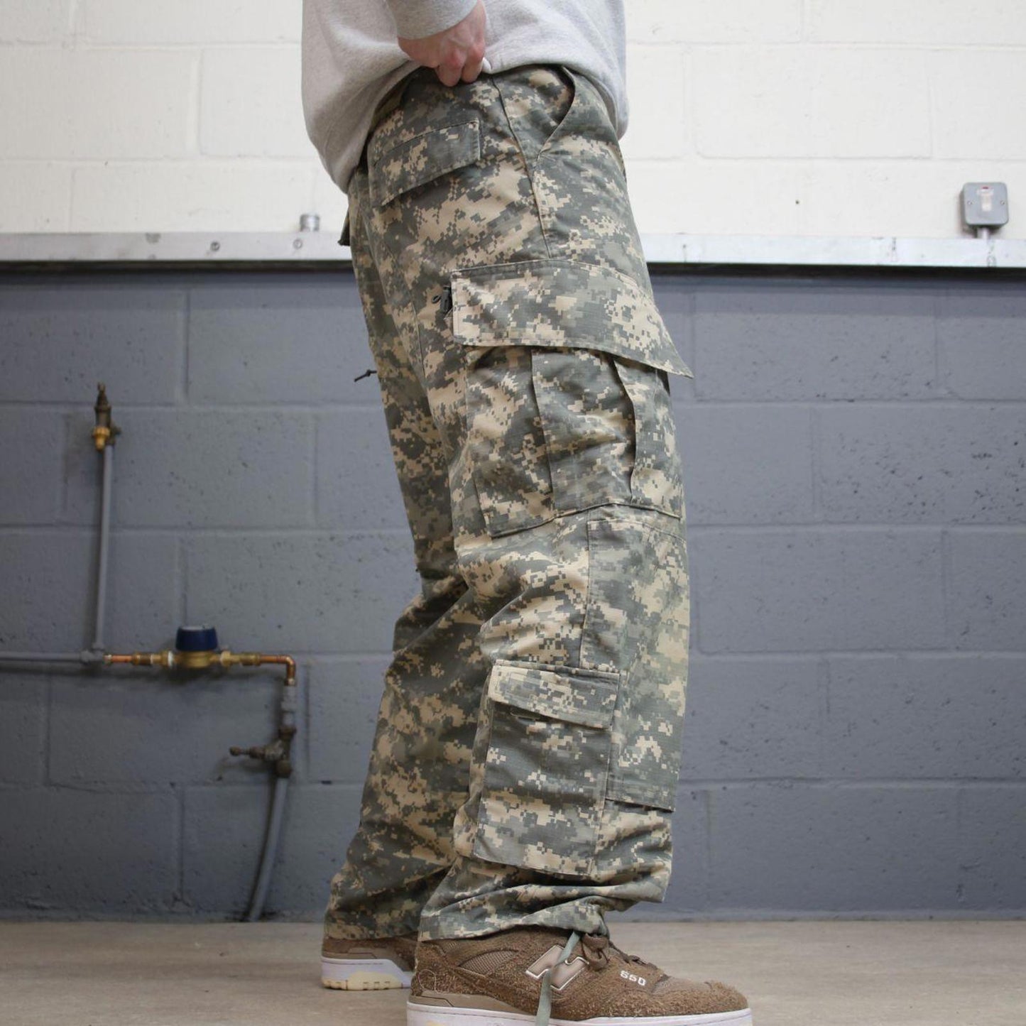 Vintage army camo cargo pants khaki Loose drawstring digital camouflage US military trousers