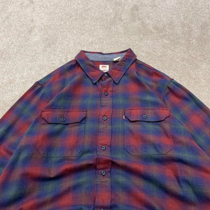 Y2K Levi’s checkered plaid flannel shirt red Long sleeve check button down