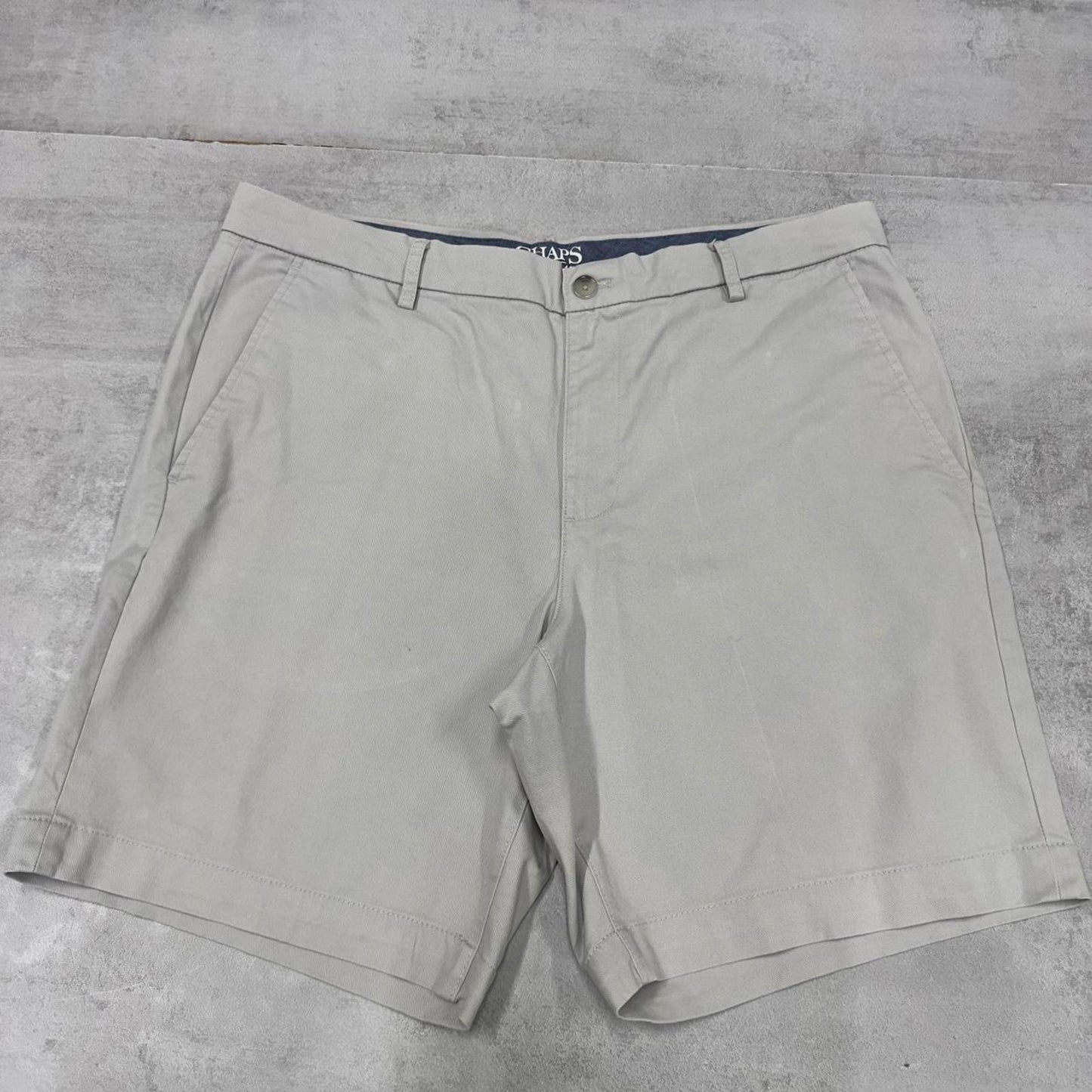 Mens Chaps shorts W36