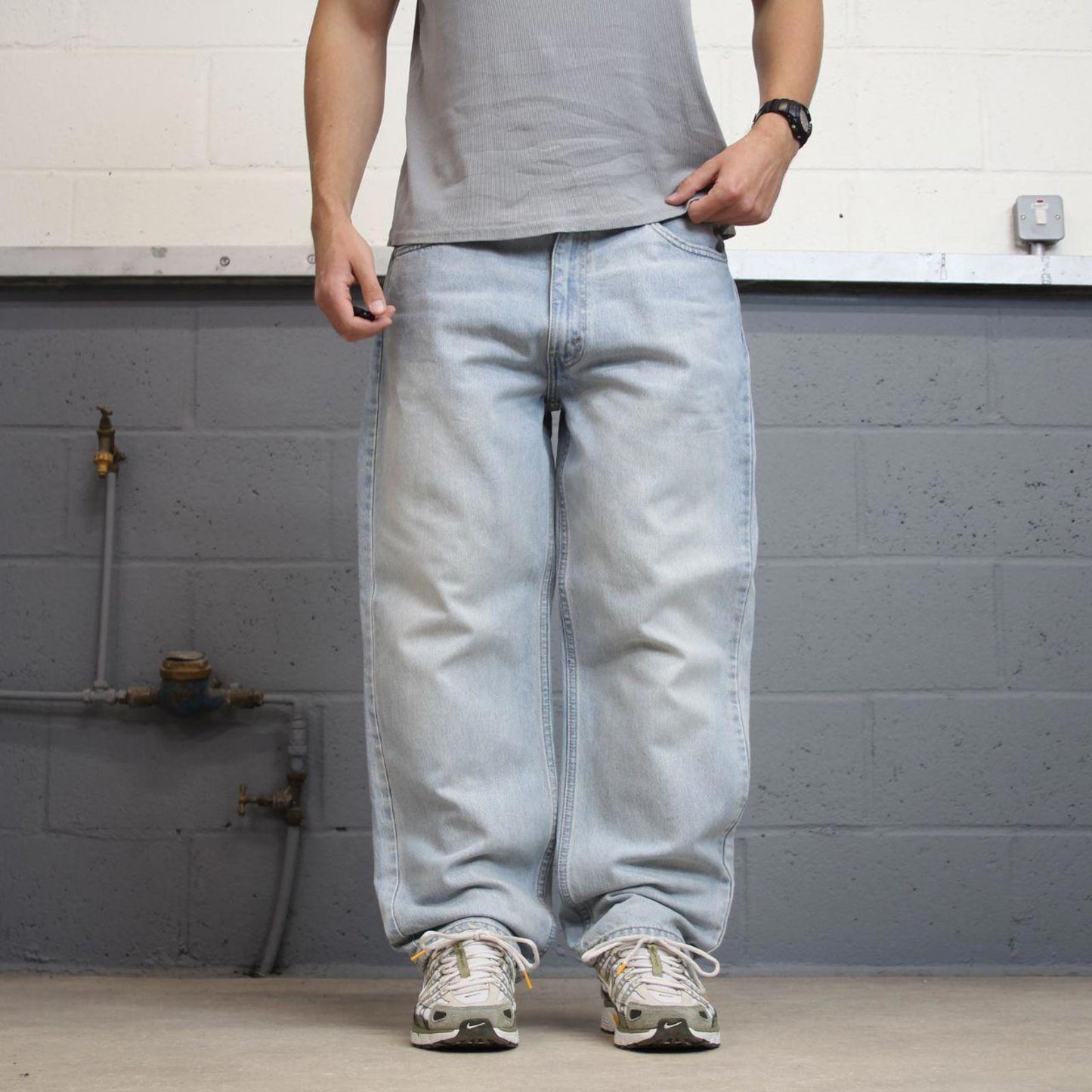 Baggy Levis 550 jeans W38 L30 blue loose 90s relaxed style skater jeans red tab logo