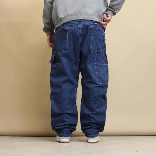 Blue loose Wrangler carpenter jeans W38 L32