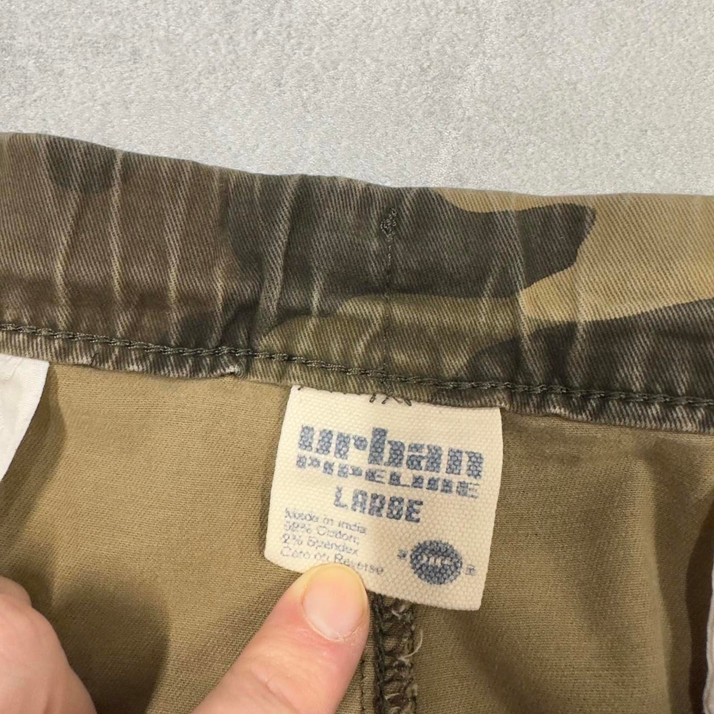 camo Urban Pipeline cargo pants W40L29 khaki green camouflage loose y2k style cargos utility pockets