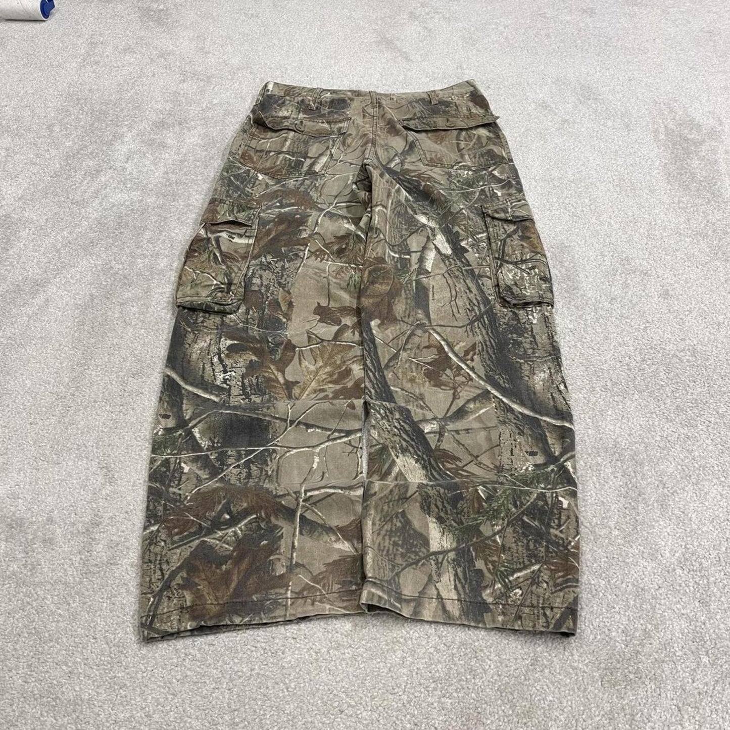 Realtree baggy camo cargo pants khaki Loose floaty leg Spartan camouflage hunting cargos