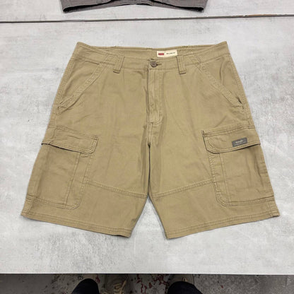 Baggy Wrangler cargo shorts W36