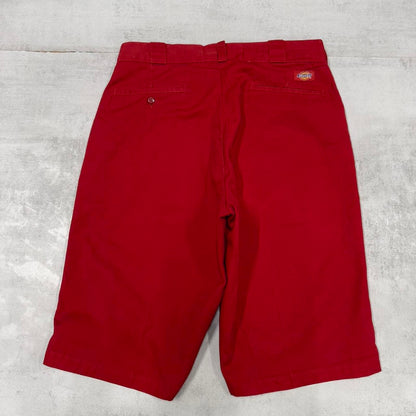 Red Dickies shorts W32