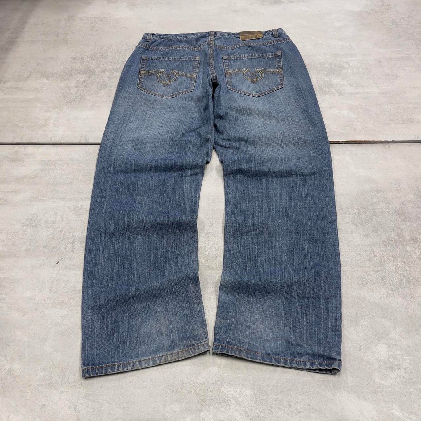 Mens Attitude jeans W34 L32 blue loose denim 90s style embroidered design skate jeans