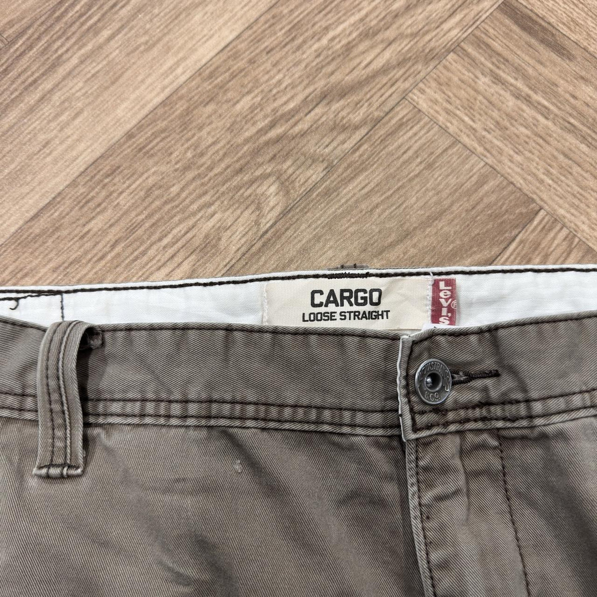 Levi's baggy cargo pants y2k Loose straight wide leg khaki skater utility pants