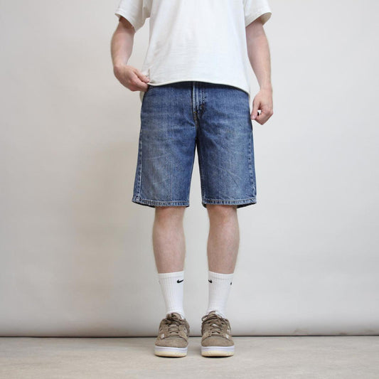 Mens Levi’s 505 jorts W33