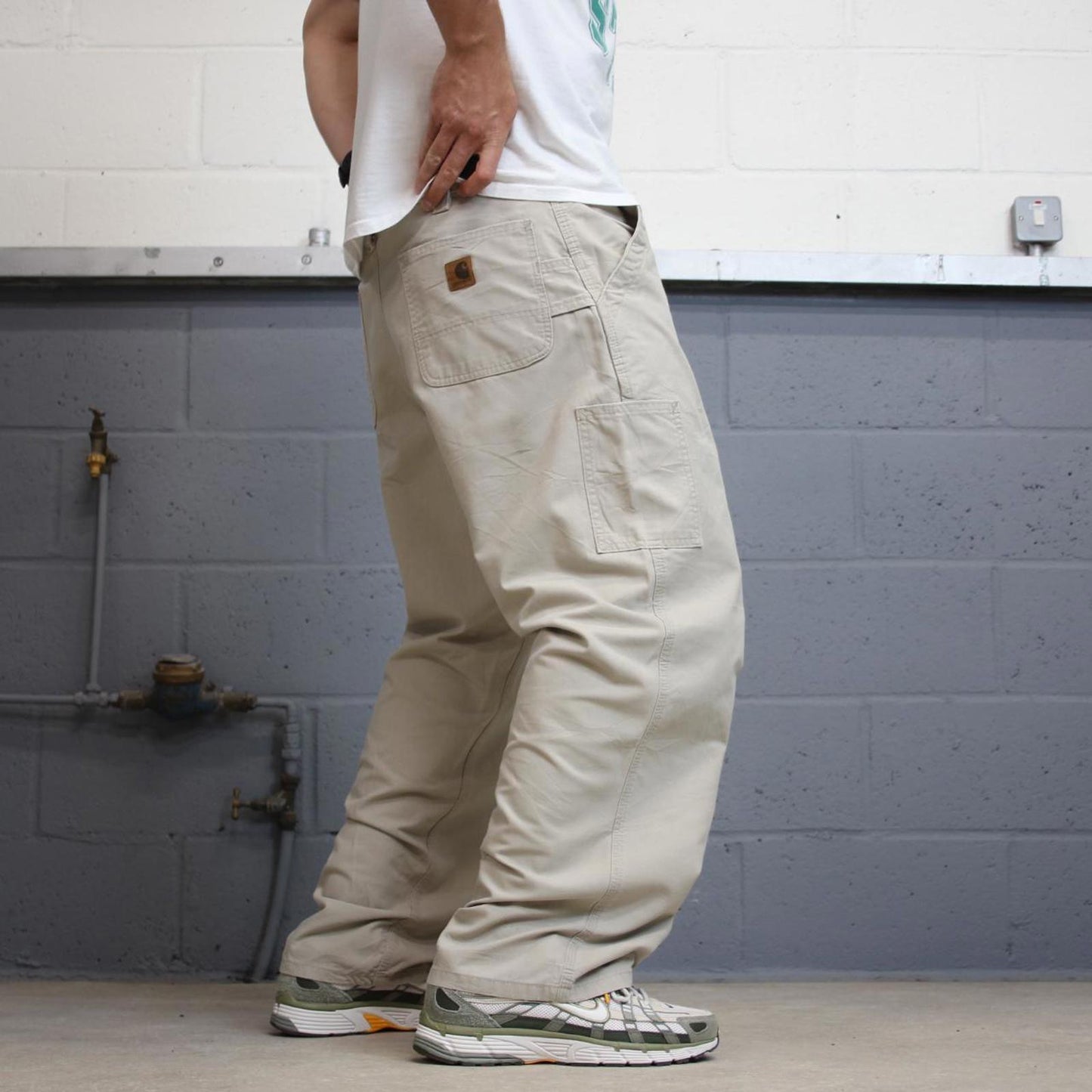 Vintage baggy Carhartt carpenter pants W38L30 90s style wide leg cargos