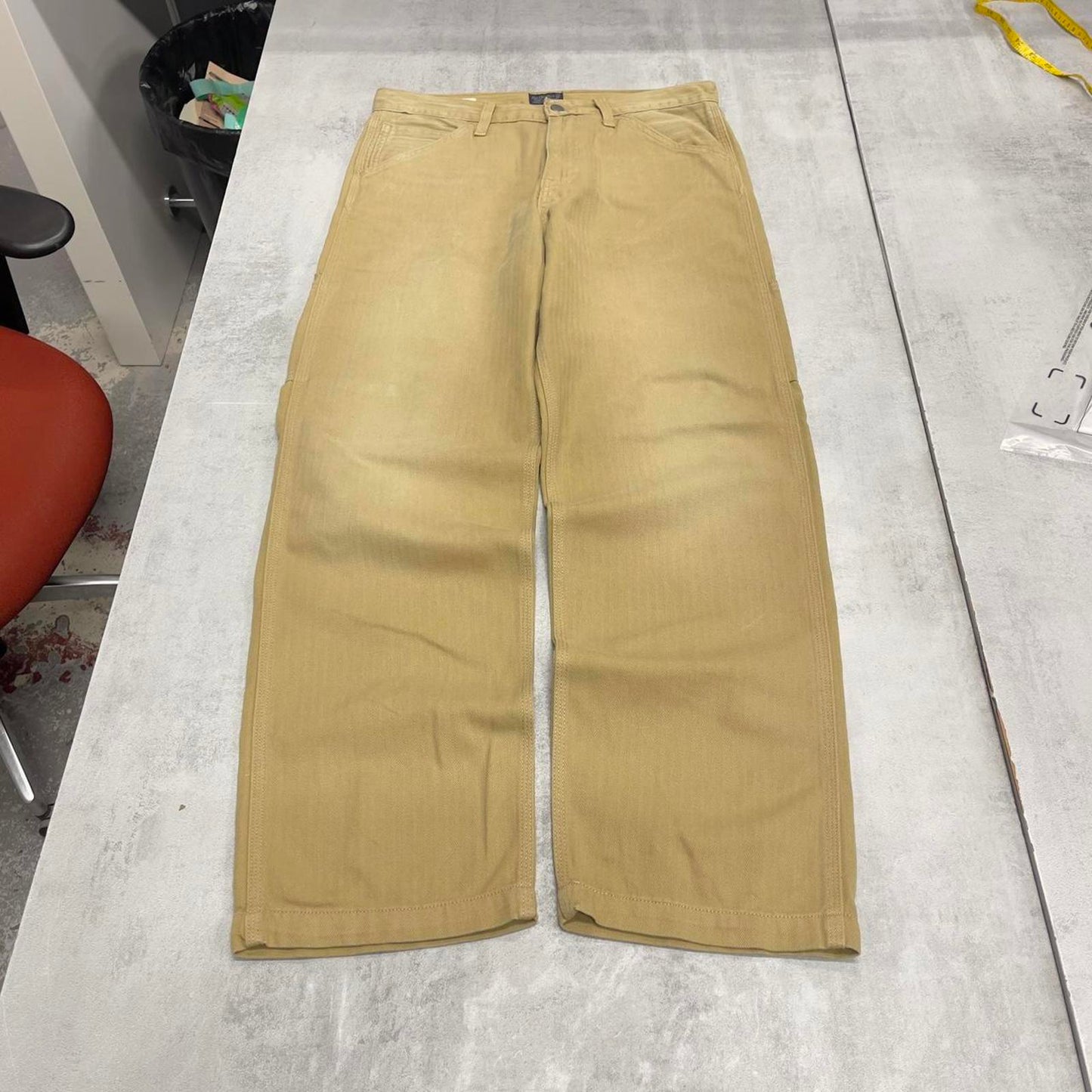 Levi's carpenter jeans W31L32 loose beige skater cargos