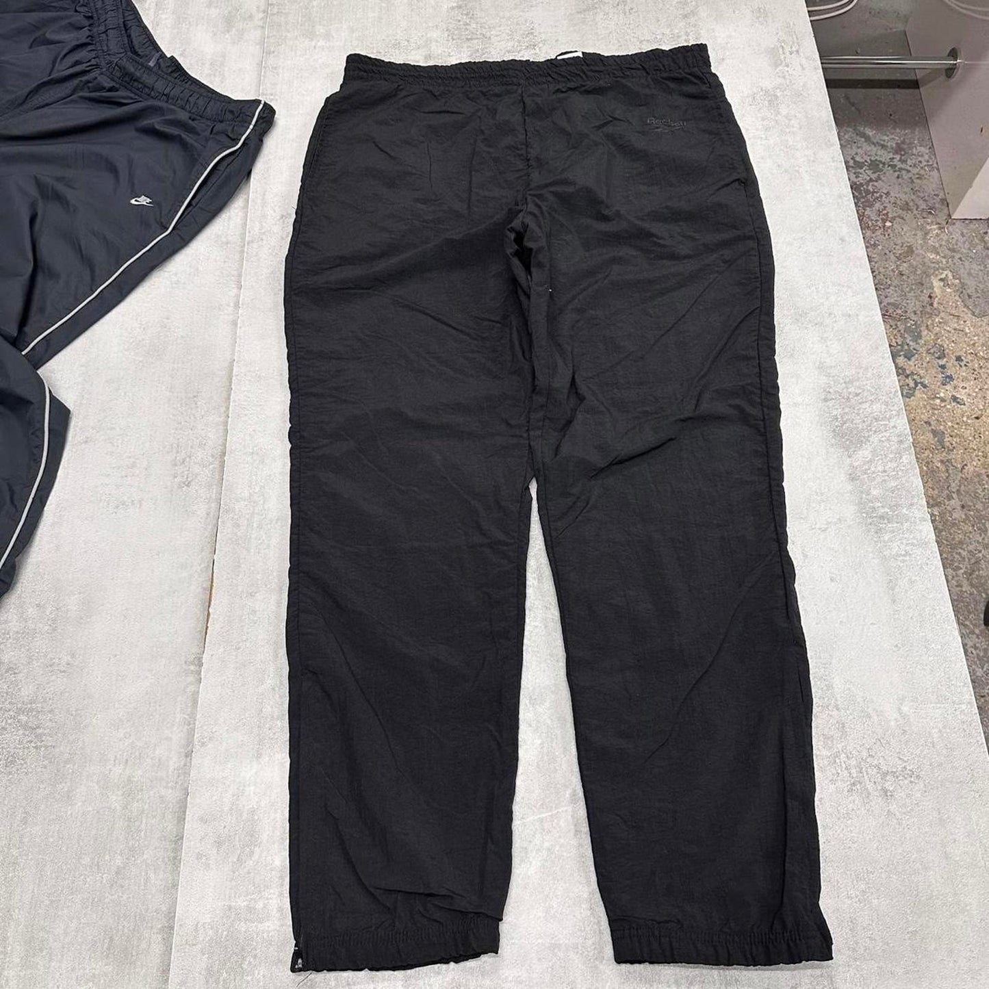 Black Reebok trackies L