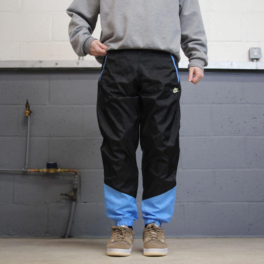 Y2k loose Nike tracksuit bottoms black Loose lined embroidered two tone track pants