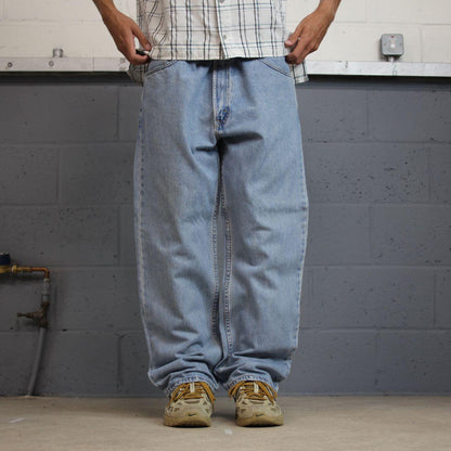 Levi’s 505 jeans Y2K blue denim straight leg 2000s style pants red tab logo