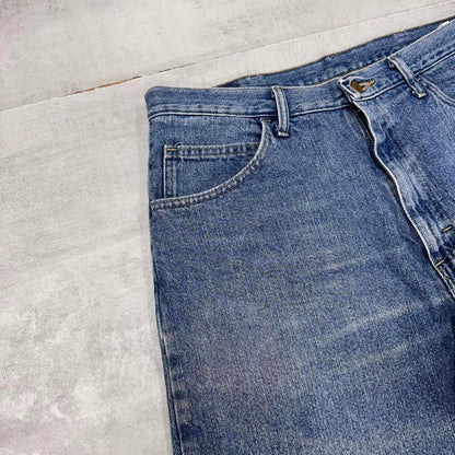 Loose Wrangler jorts W34