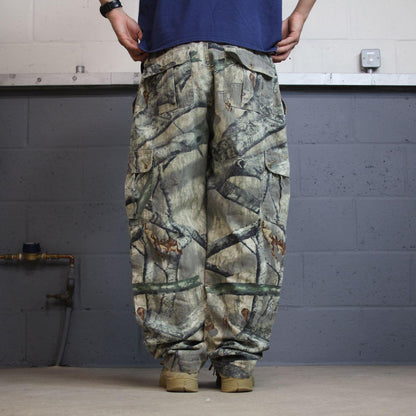 Vintage camo cargo pants y2k utility khaki Browning Mossy Oak camouflage hunting cargos