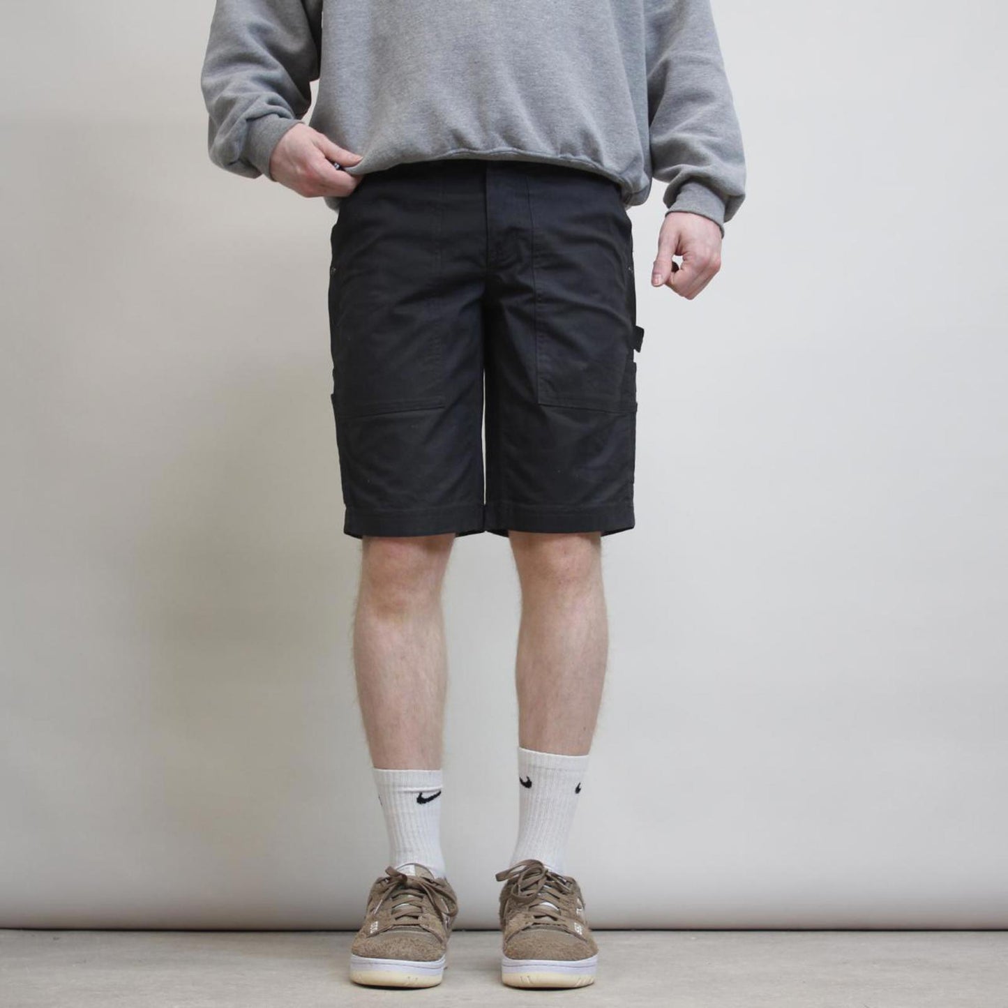 Duluth carpenter jorts size 4 W29