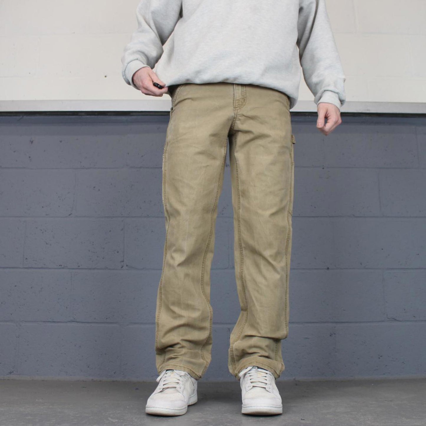 00s Carhartt carpenter jeans size 4 women's (W30L31) casual skater style cargo pants