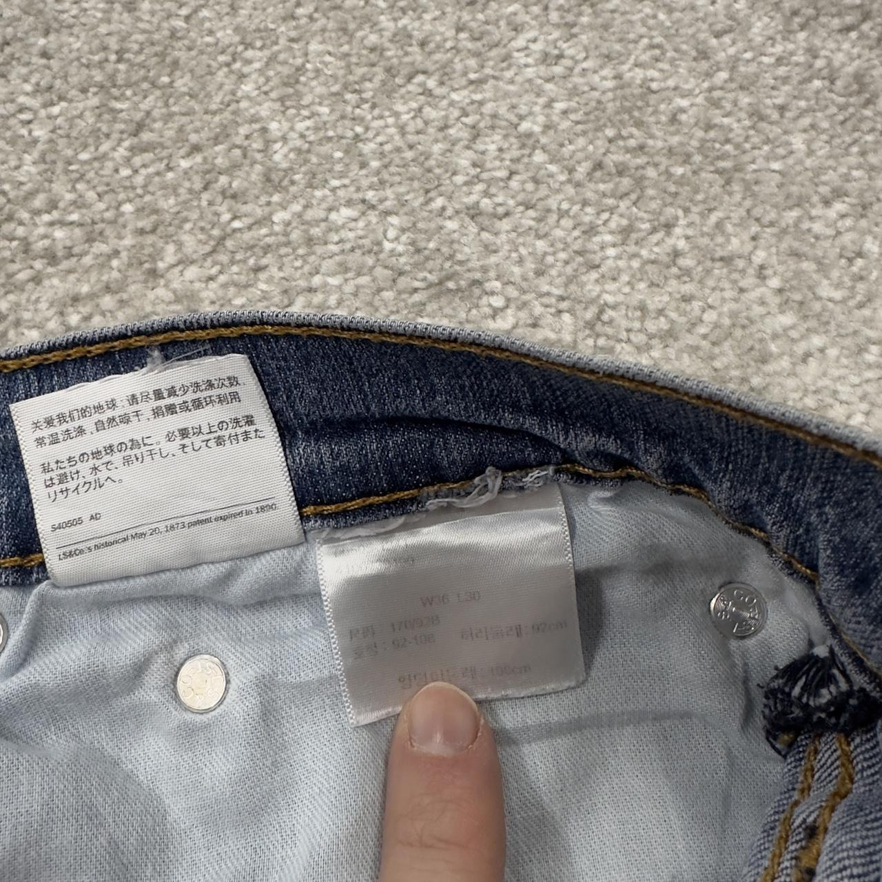 Levi’s 505 jeans Y2K blue denim Levi’s straight leg 2000s style pants red tab logo