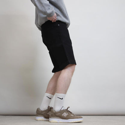 Black Levi’s jorts W32