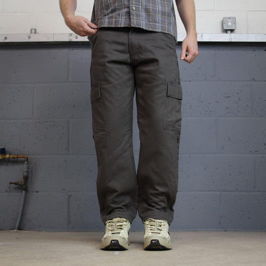 Wrangler fleece lined cargo pants y2k grey Straight leg skater work utility pants