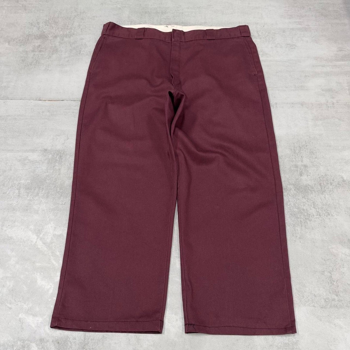 Burgundy Dickies chino style skate pants W40 L25