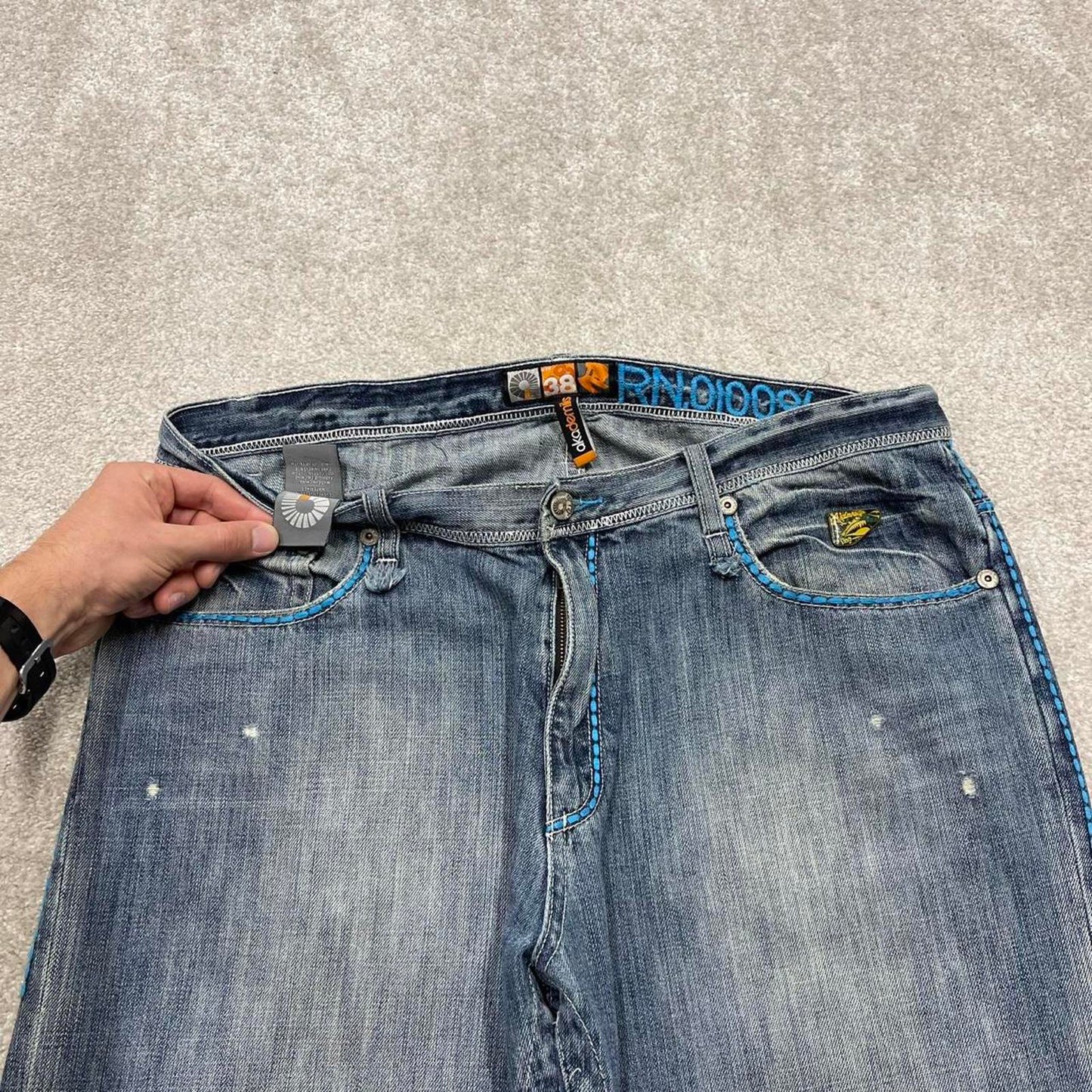 Blue Akademiks jeans W38L34 loose leg denim y2k style skater pants casual wear autumn embroidered