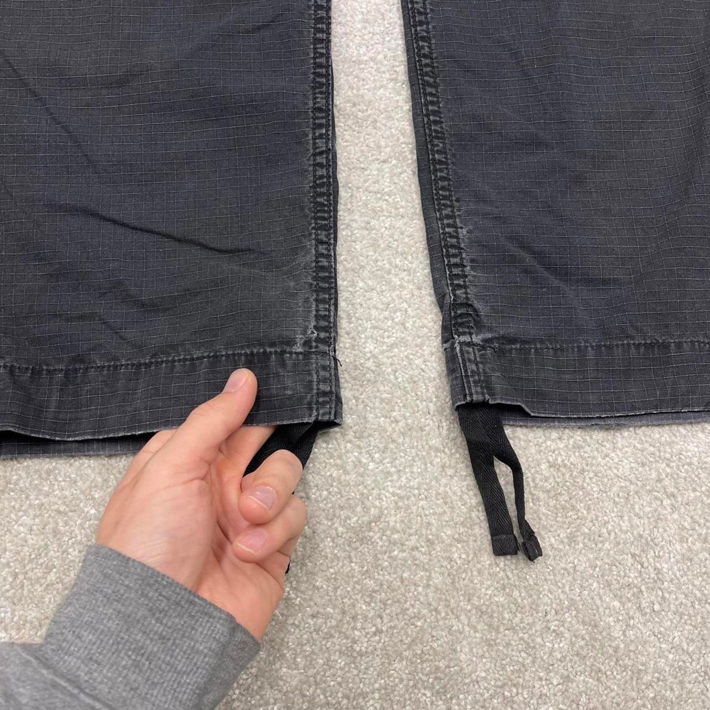 00s Carhartt WIP cargo pants black W31L34 90s skater style workwear cargos