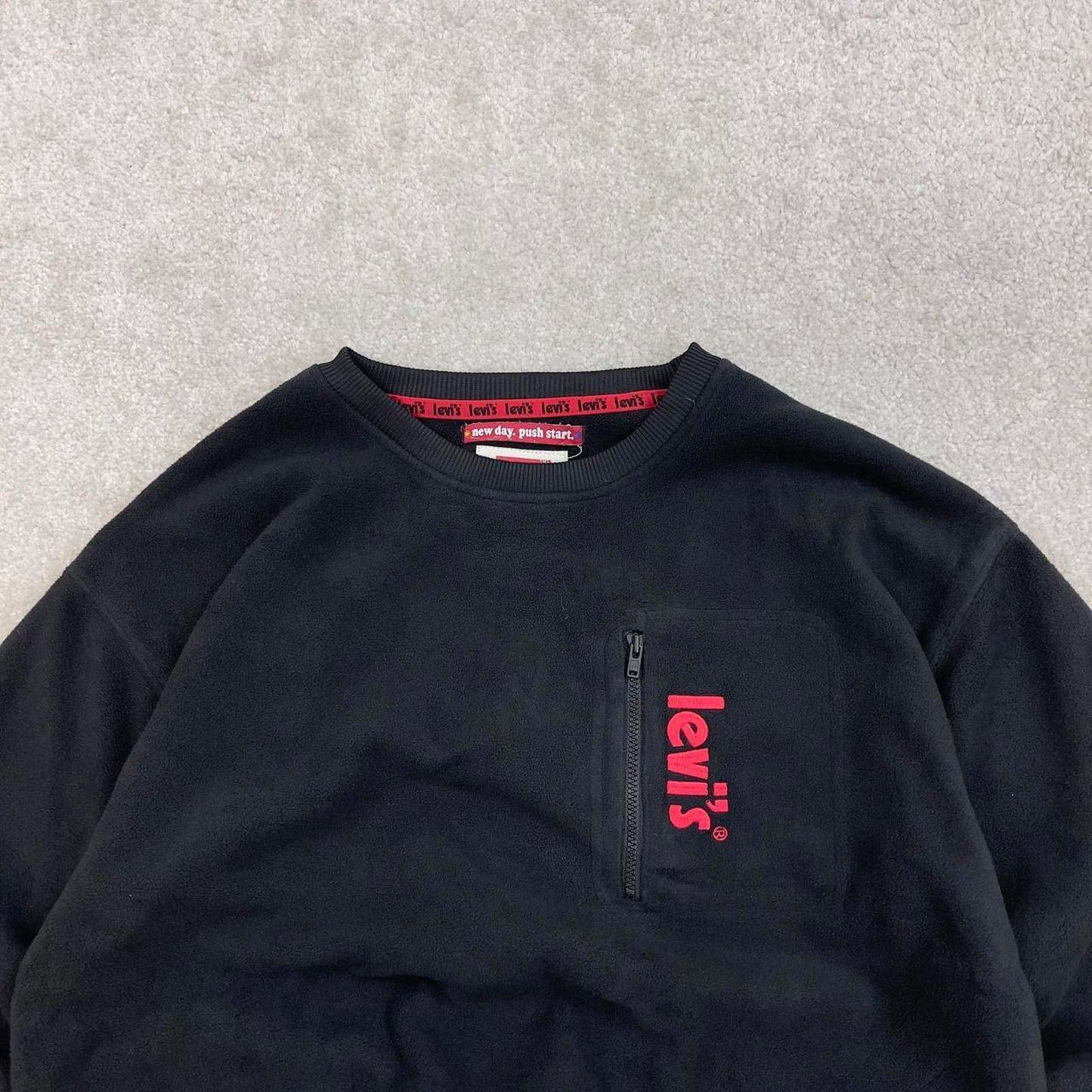 Black Levi's technical fleece youth XL 13-15 yrs pullover y2k autumn