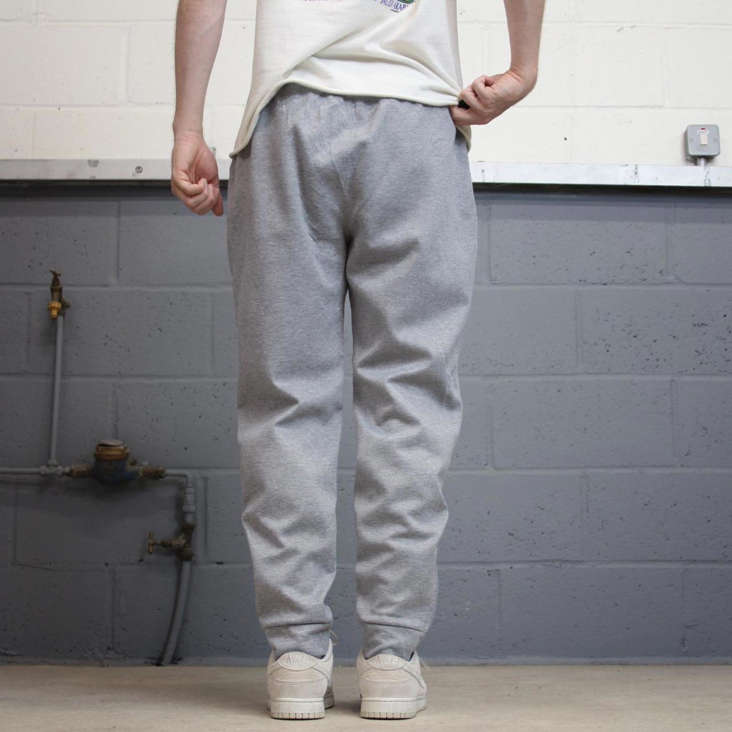 Y2k grey Champion joggers L mens gym comfy sweatpants embroidered logo