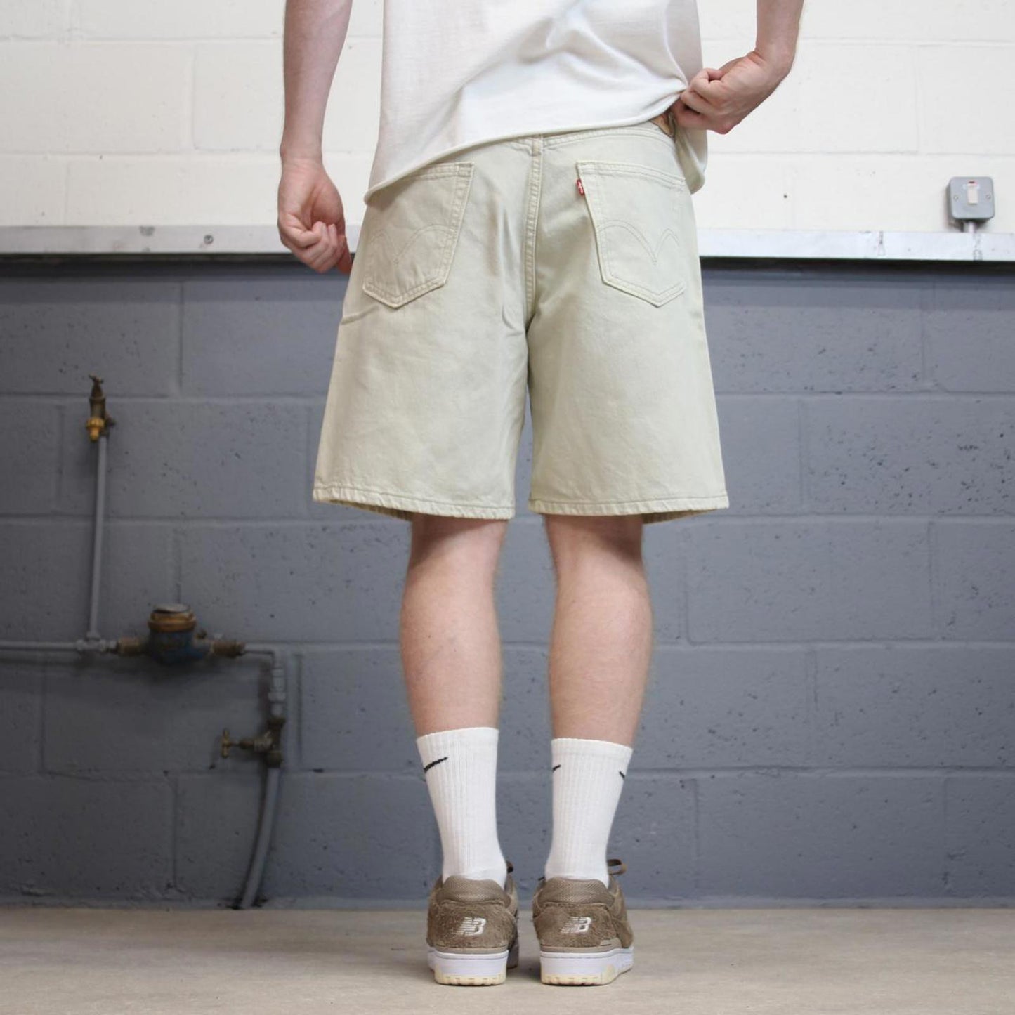 Vintage mens Levi’s 550 jorts W34