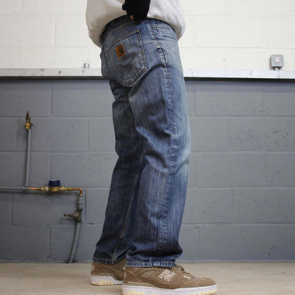 Vintage Carhartt jeans blue denim W34L29 90s skater style straight leg 5 pocket jeans workwear