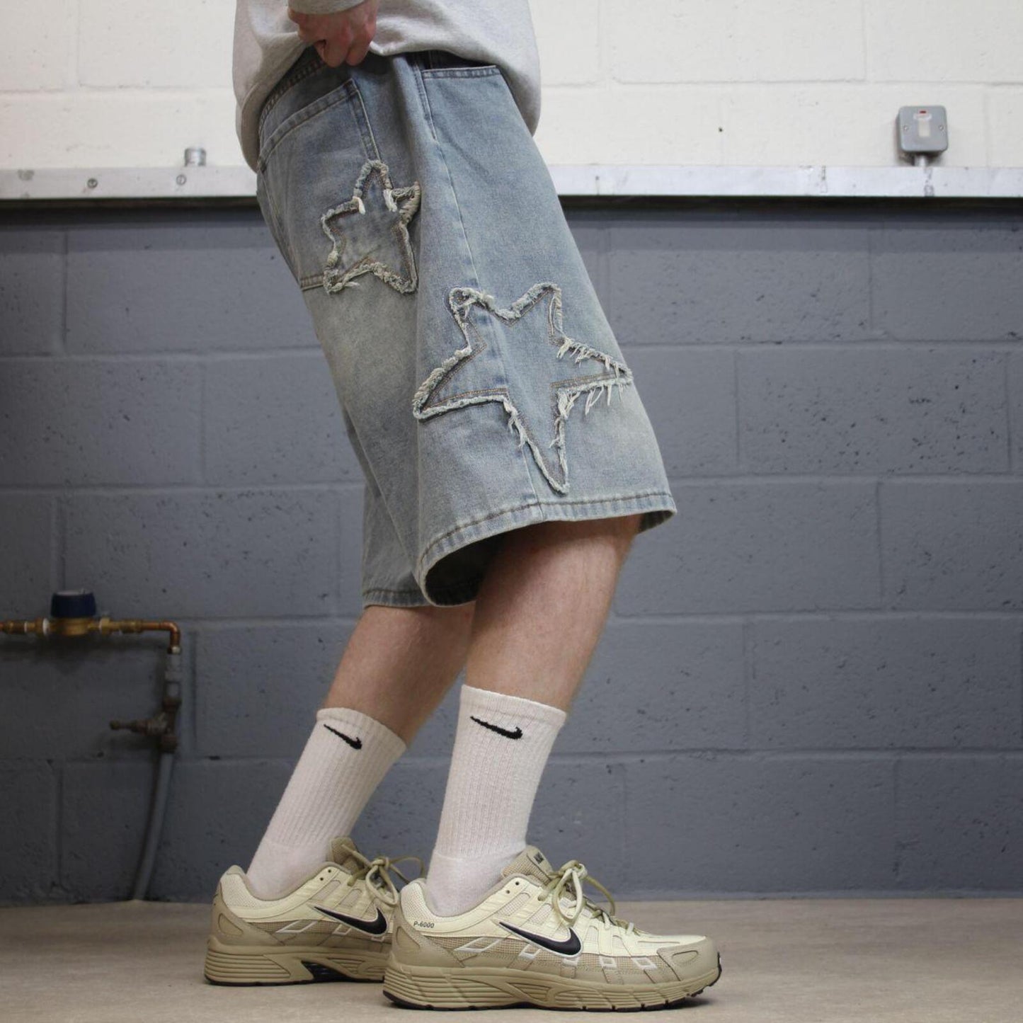 Baggy denim shorts y2k blue Loose leg skater style brand surf jorts
