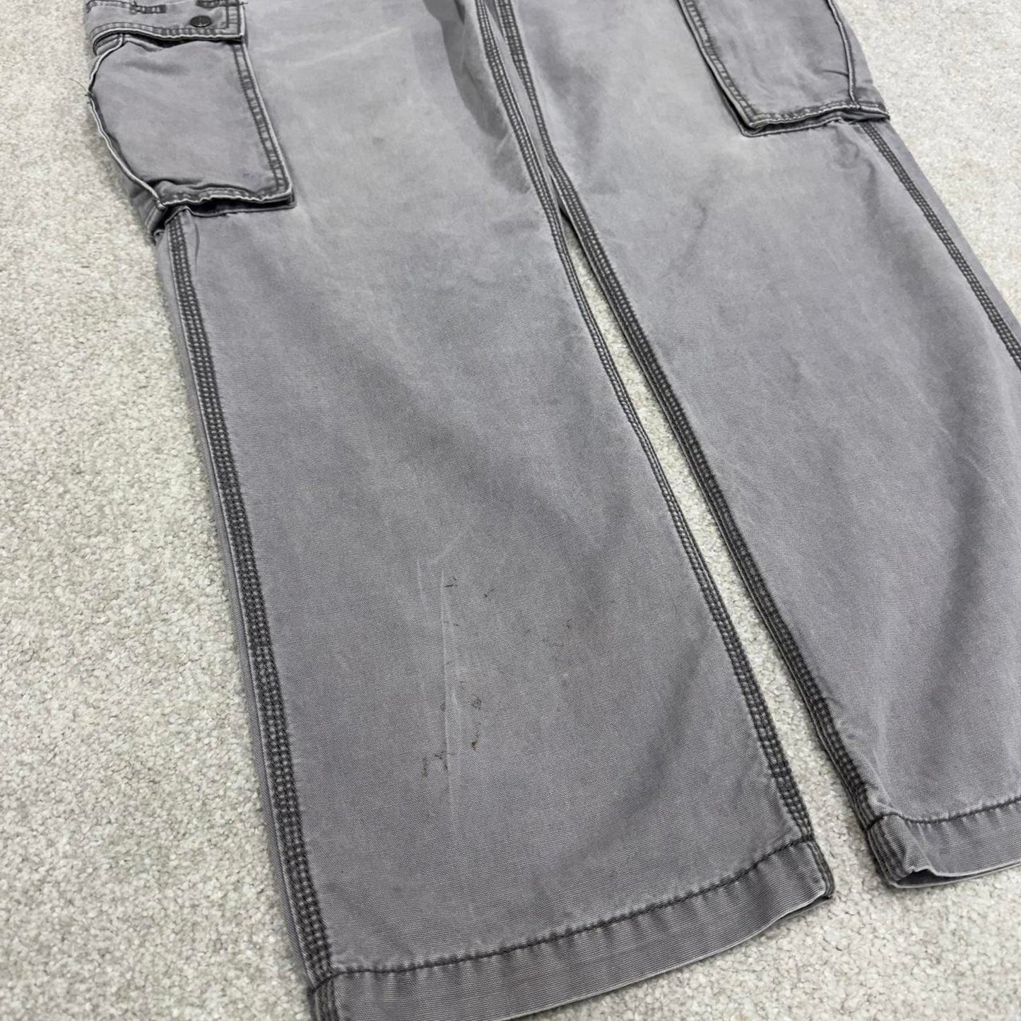 00s Carhartt cargo pants grey W38L30 90s skater style workwear cargos relaxed