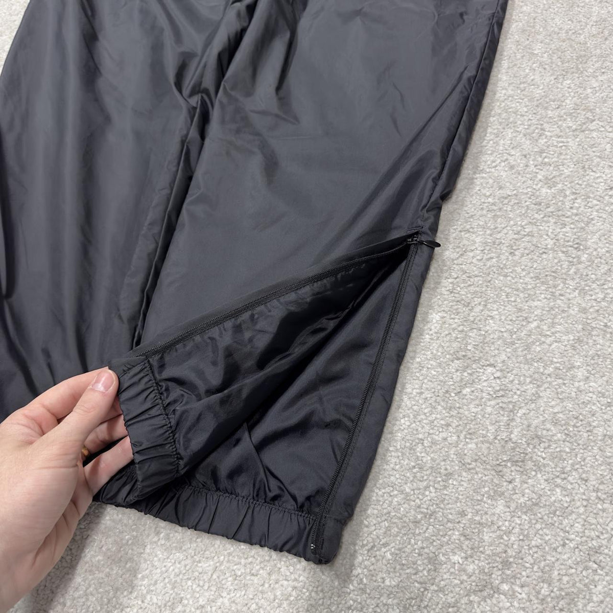 Y2K Adidas tracksuit bottoms loose leg black S Loose lined embroidered logo casual track pants