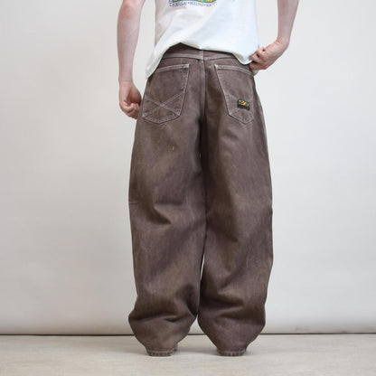 Mens baggy Twenty Six Red jeans W31 L32