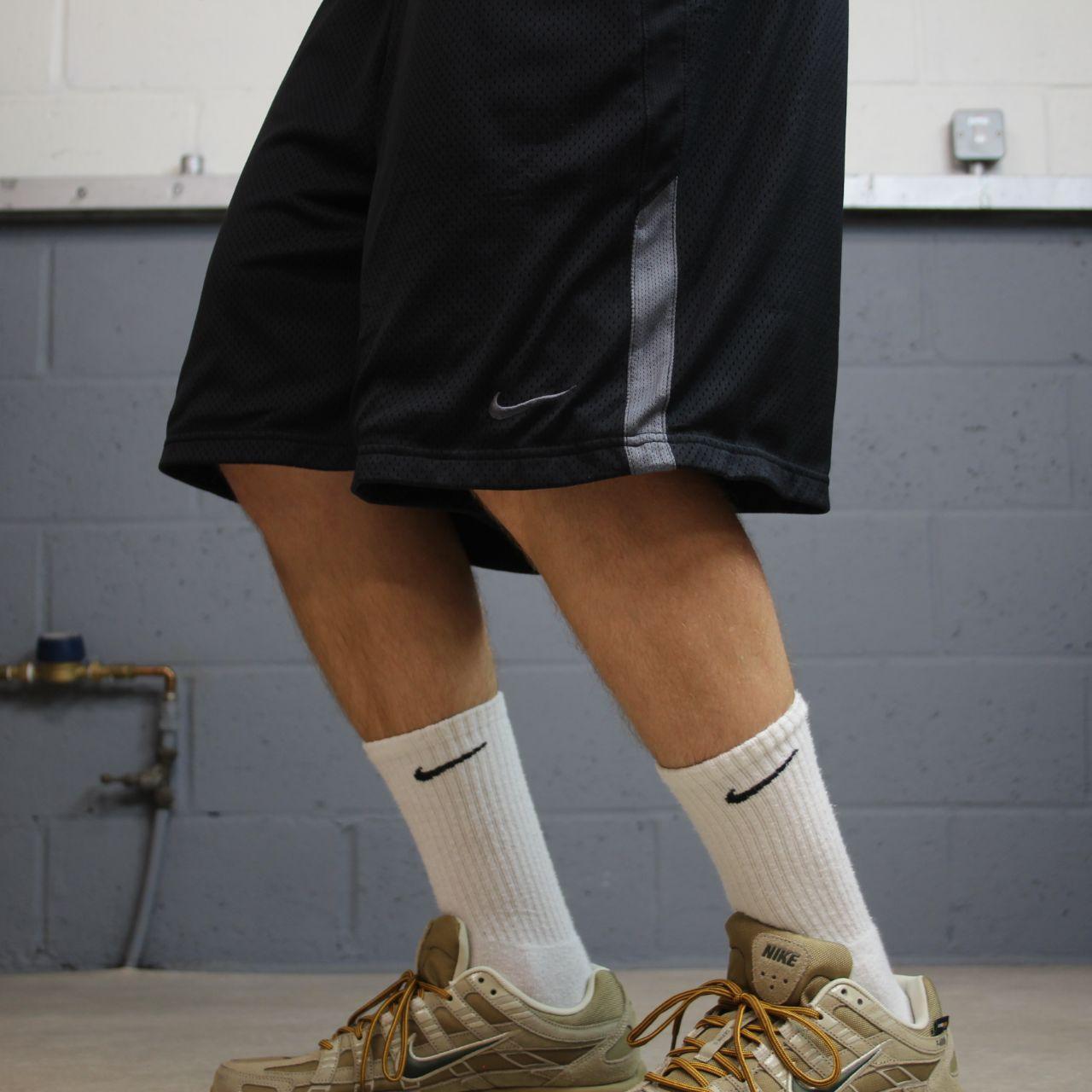 Nike sports shorts y2k blask Dri-Fit comfy floaty summer gym shorts
