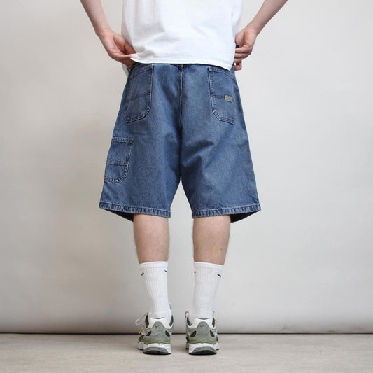 Mens baggy Wrangler carpenter jorts W38