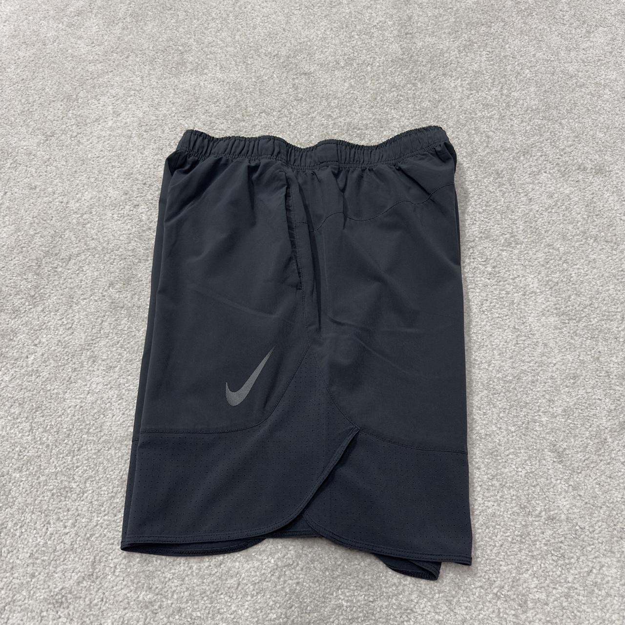 Nike sports shorts y2k charcoal grey Comfy floaty summer gym shorts