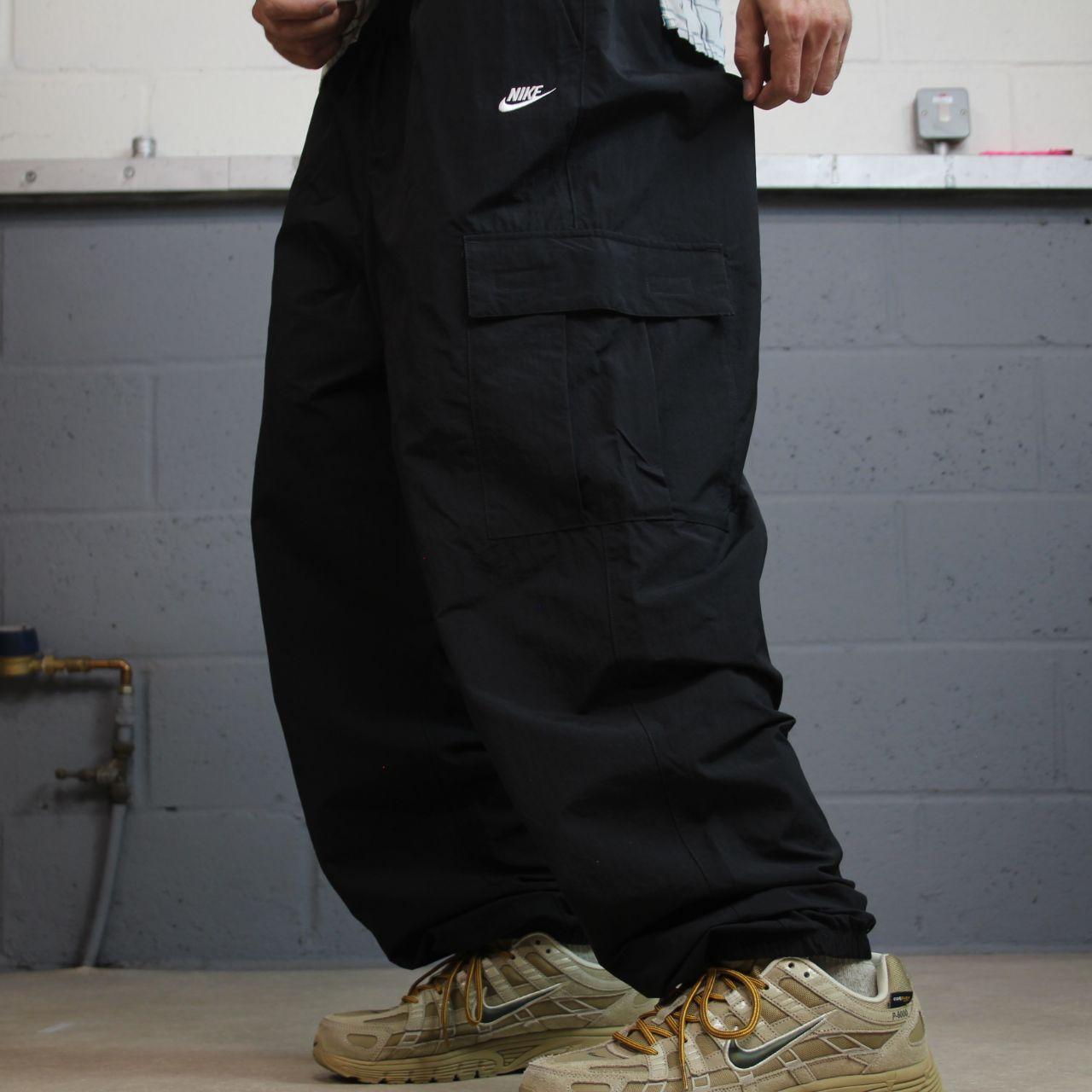 Y2K Nike baggy tracksuit bottoms black XL cargos loose leg unlined track pants