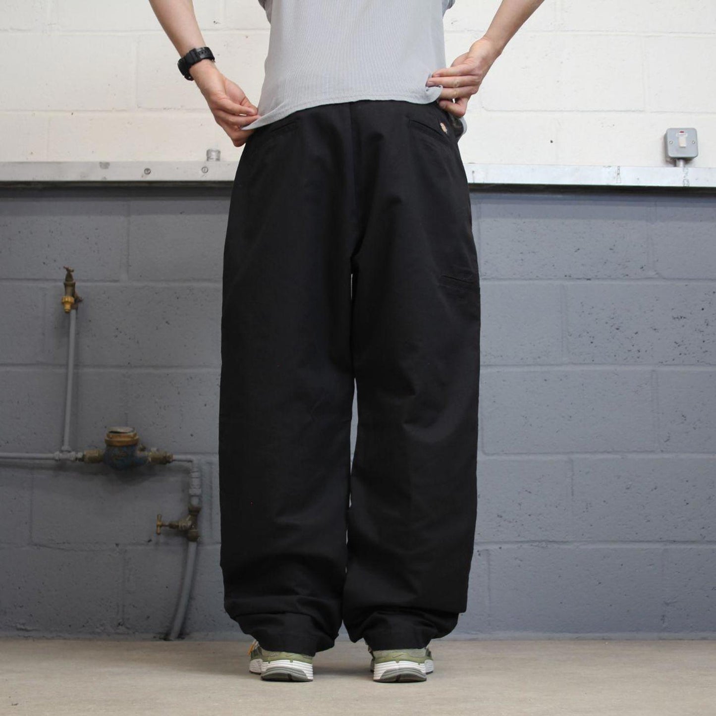 Baggy Dickies Carpenter pants W38 L32 black loose twill chino style skater pants