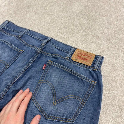Vintage y2k Levis 505 jeans blue Casual style 5 pocket straight leg denim pants