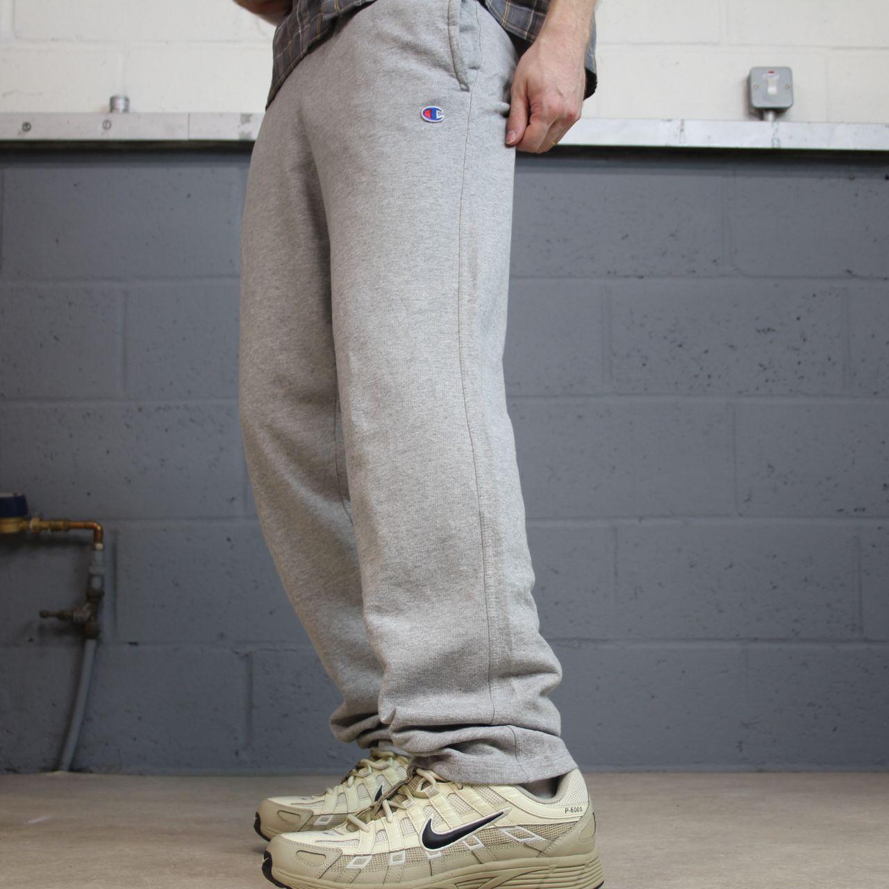 Y2K Champion grey joggers small loose leg Loose casual 2000s style jogging bottoms