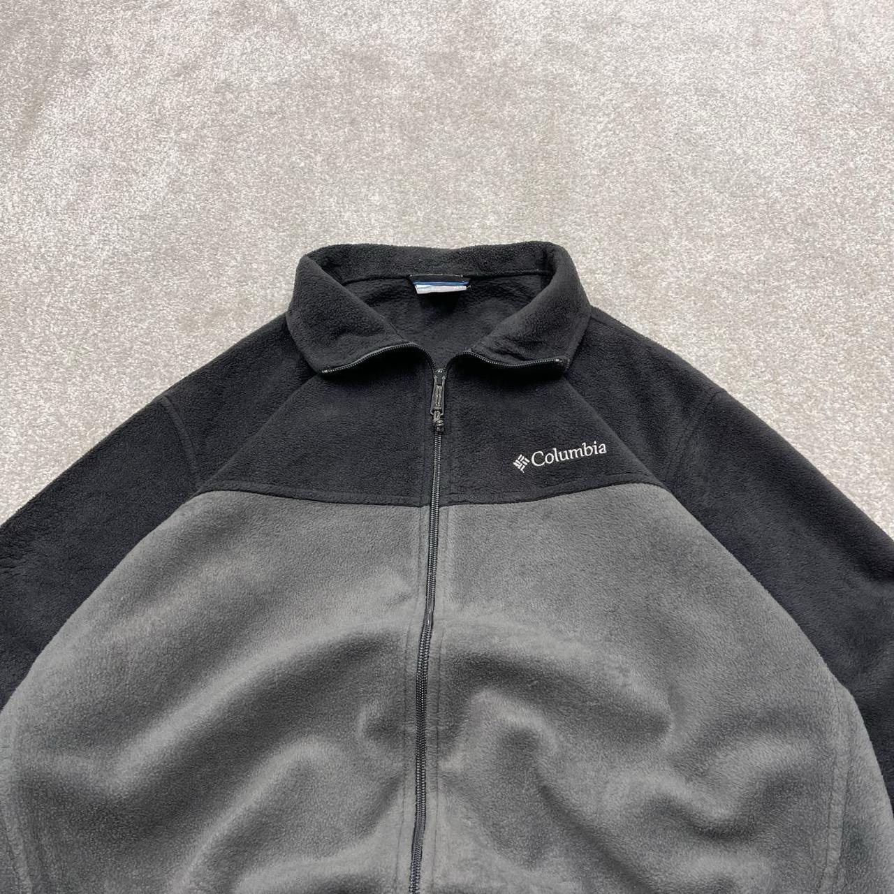 Columbia technical fleece boxy fit grey black Full zip toggle waist two tone surf style