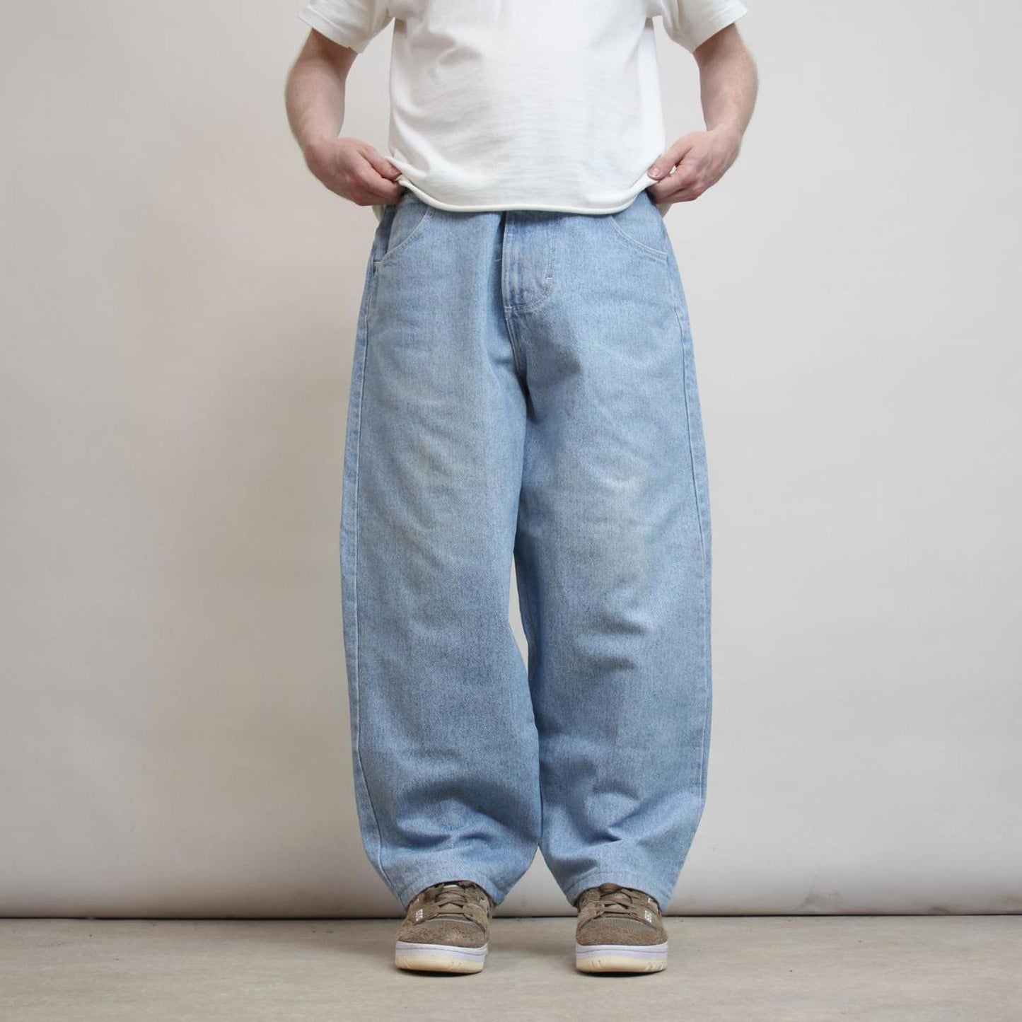 Vintage baggy BOSS jeans W33 L28