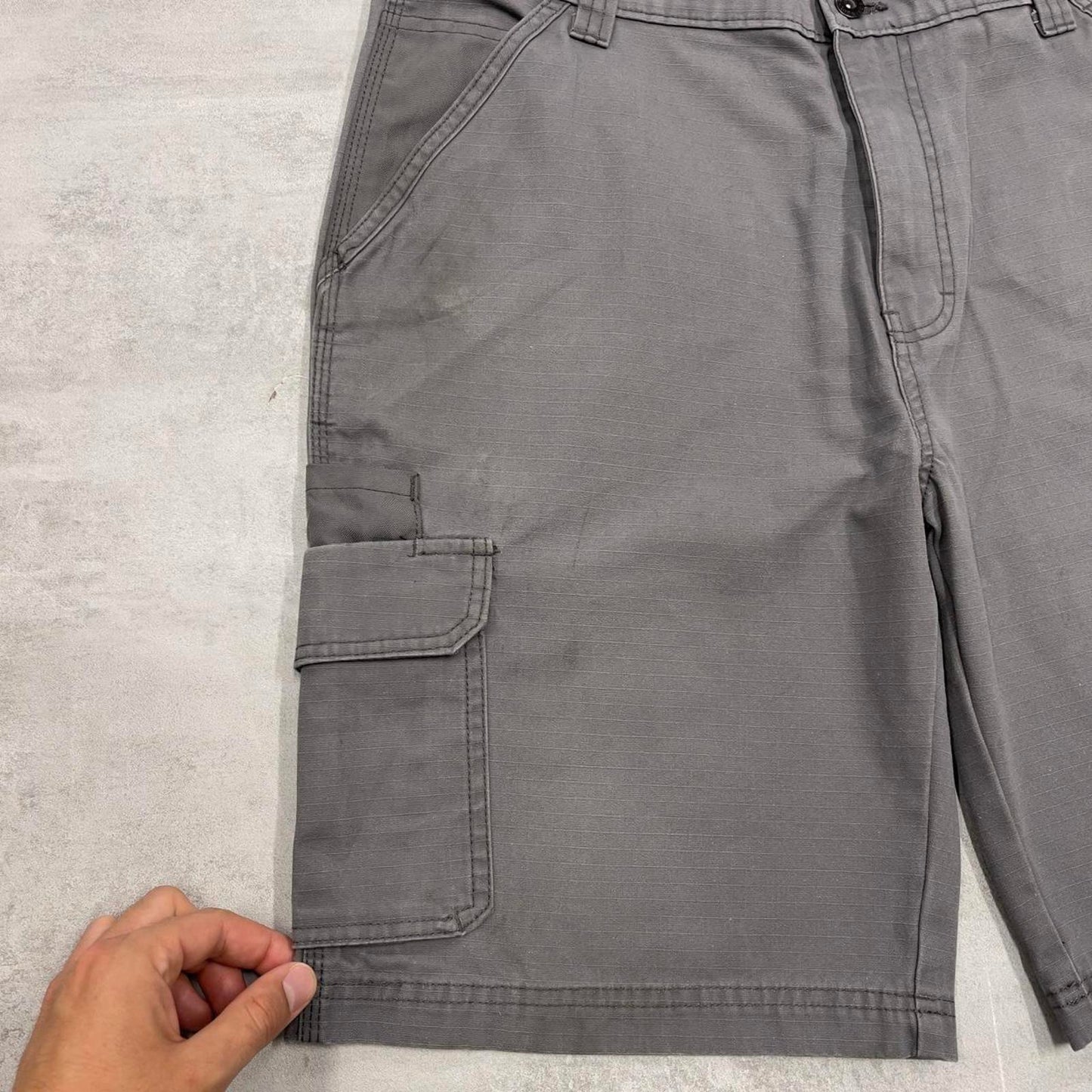 Grey baggy Dickies cargo shorts W32