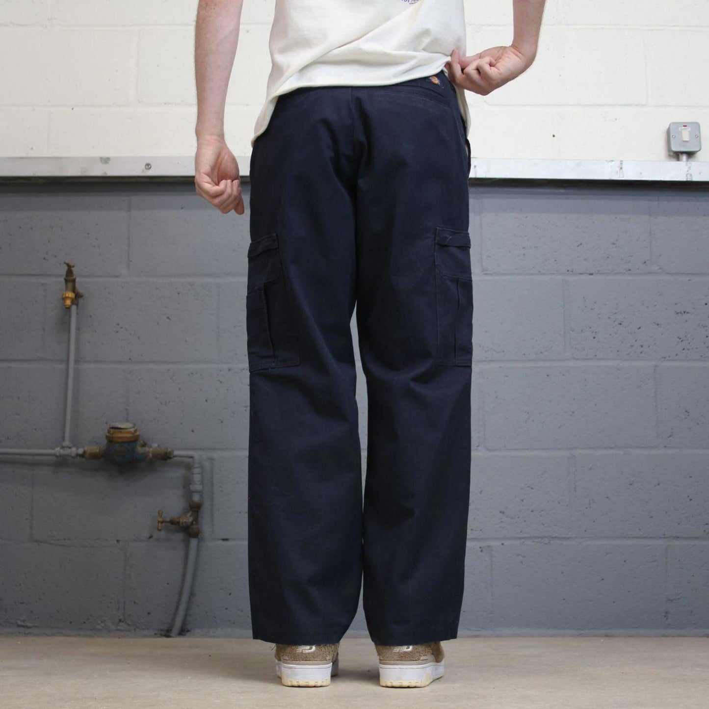 Loose Dickies cargo trousers W32L30 navy chino style skater cargo pants
