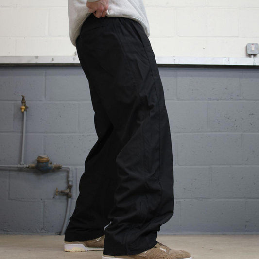 Baggy Nike Trackies M Black y2k 00s style loose wide leg joggers swoosh logo soft lining