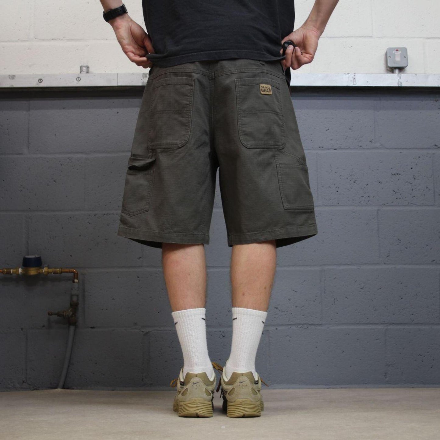 Baggy carpenter shorts utility cargo green Gravel Gear loose skater style summer shorts