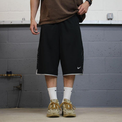 Baggy Nike sports shorts Dri-Fit black Basketball style comfy loose floaty summer festival shorts