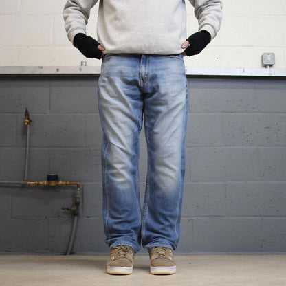 Blue Levis 505 jeans W36L30 straight leg y2k style pants red tab logo